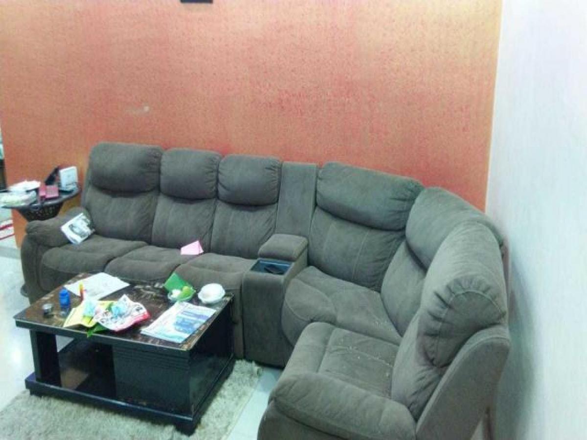 2 bedrooms House in Ghaziabad, India No. 3025