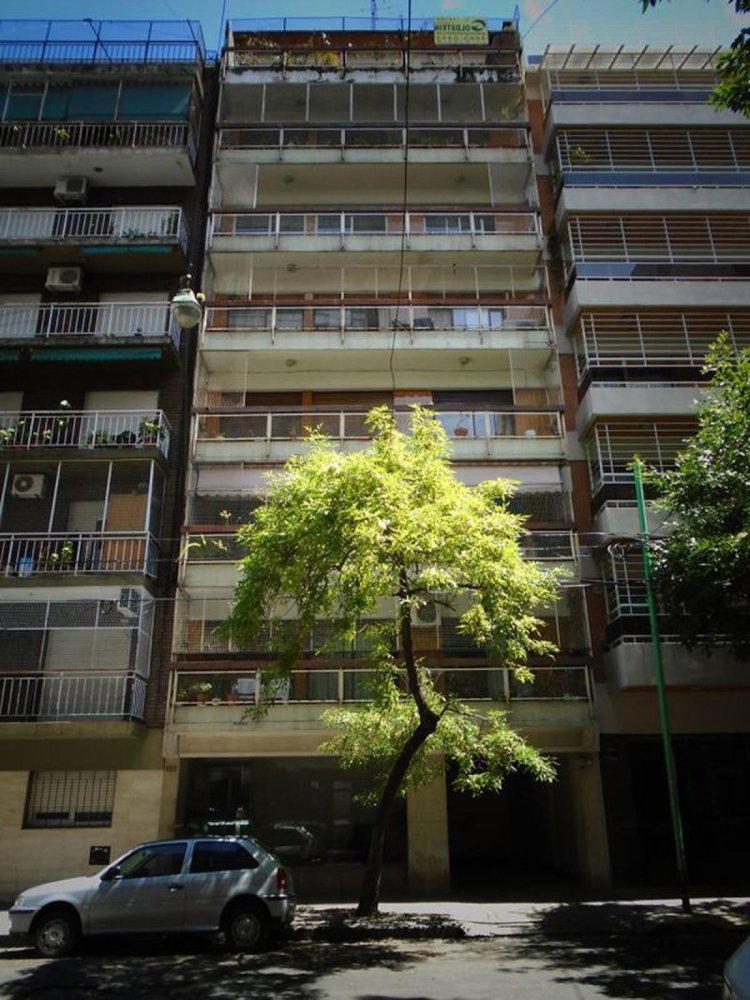 4 bedrooms Apartment in Buenos Aires, Argentina No. 68406