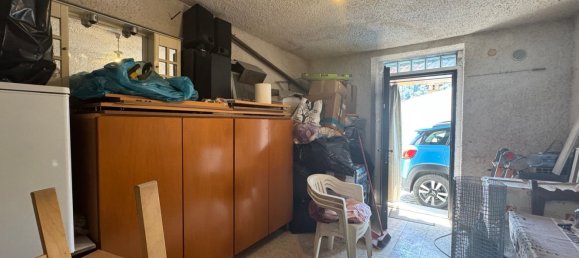  Garage in Carsoli, Italy No. 375099 10