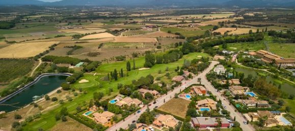 Casa de 5 dormitorios en Peralada, Spain No. 81066 2