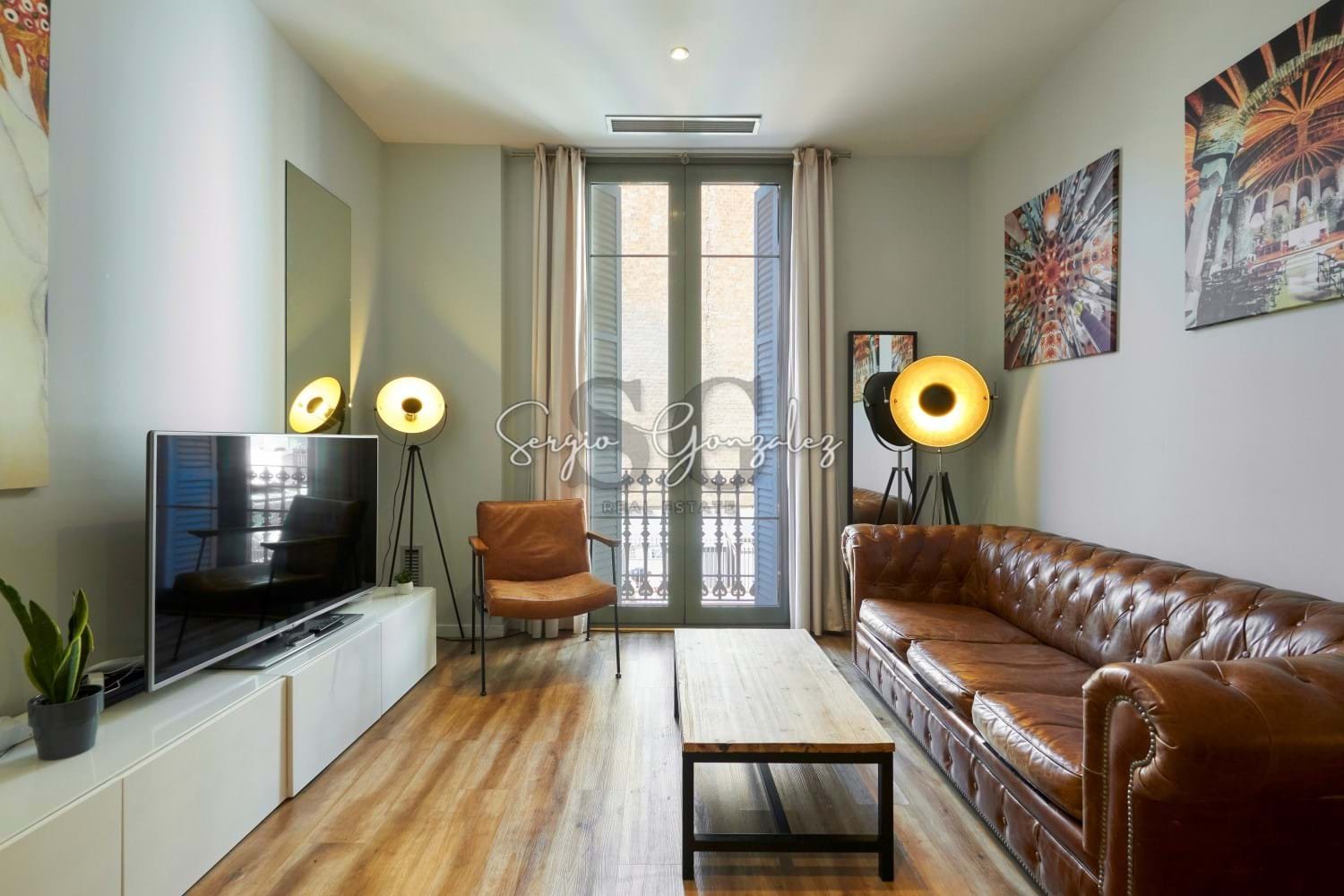 Квартира с 2 спальнями в Эшампле, Испания № 28423