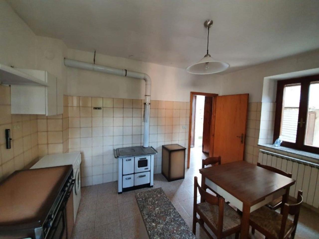 Квартира с 3 комнатами в Вилла Миноццо, Италия № 177813