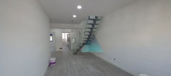 3 Schlafzimmer Doppelhaus in Costa da Caparica, Portugal, Nr. 29548 4