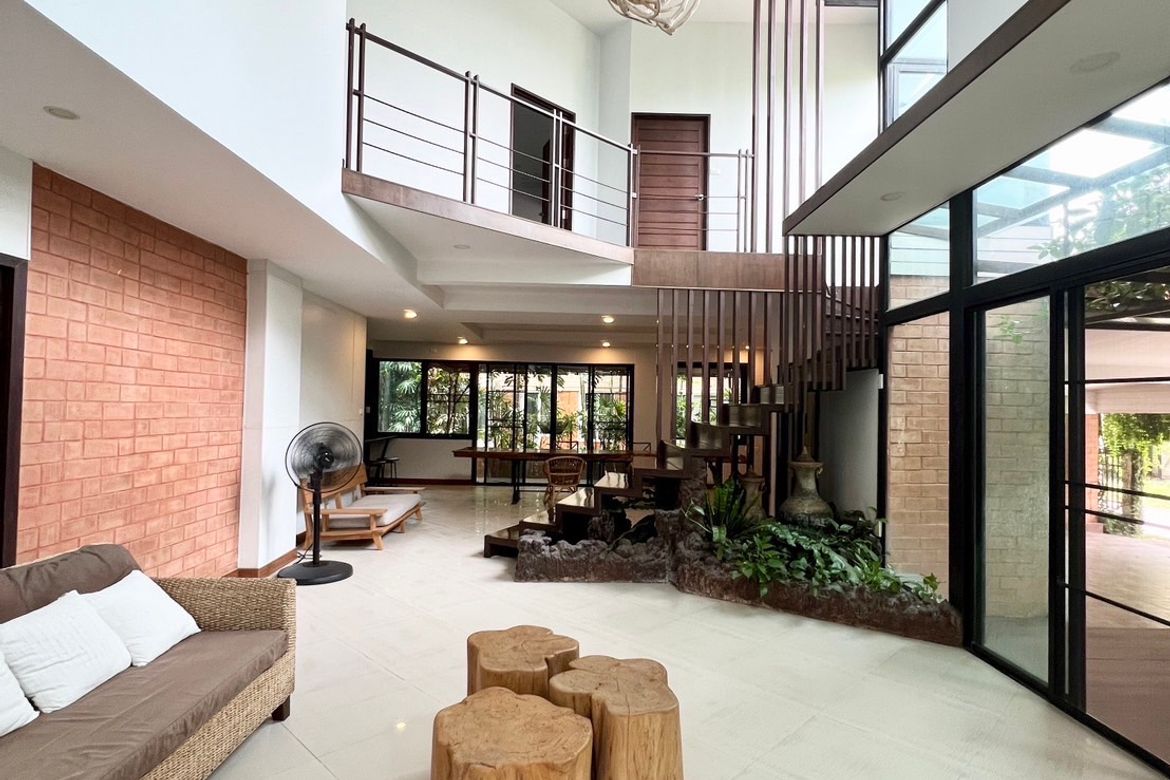 3 bedrooms Cafe / restaurant in Chiang Mai, Thailand No. 23319