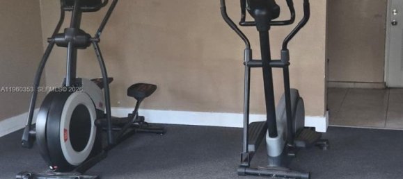 2 Schlafzimmer Gewerbliche Immobilien in Miami, USA, Nr. 614278 11