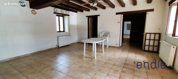 Castelos T7 em Obterre, France N.º 49441 2