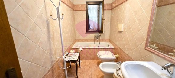 Casa de 4 habitaciónes en Ardea, Italy No. 307873 17