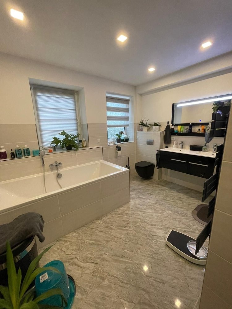 8غرفة منزل في Gera, Germany رقم 16719