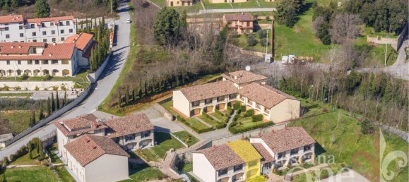 2 Schlafzimmer Schlösser in Chianni, Italy, Nr. 386272 7