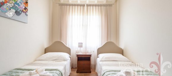2 Schlafzimmer Schlösser in Chianni, Italy, Nr. 386272 5