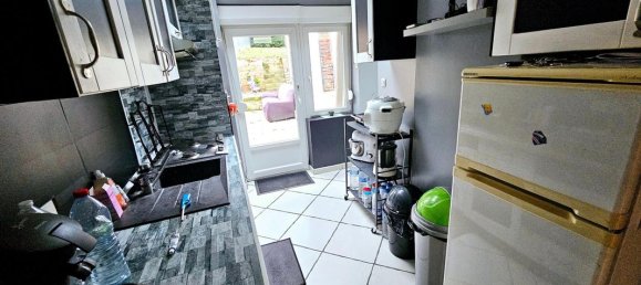 3 chambres Maison de ville à Haspres, France No. 159936 4