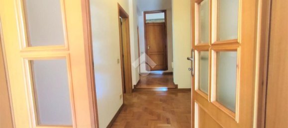 3-Zimmer Wohnung in Perugia, Italy, Nr. 294515 10