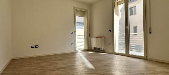 2 rooms Apartment in Roccastrada, Italy No. 39818 6
