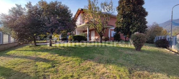 4 bedrooms Villa in Balangero, Italy No. 160842 3