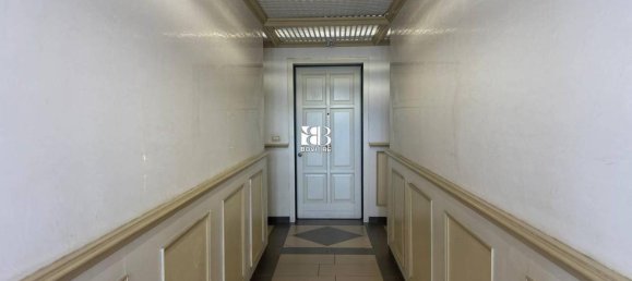 3 rooms Apartment in Rome, Italy No. 33164 12