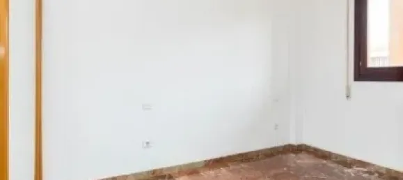 1 bedroom Apartment in Zaragoza, Spain No. 172468 4