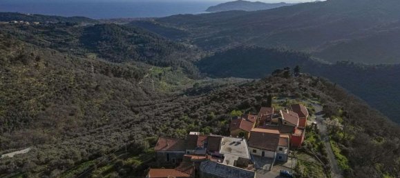 11 rooms House in Villa Faraldi, Italy No. 163494 3