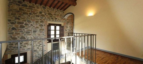 4 bedrooms Villa in Monsummano Terme, Italy No. 47001 14