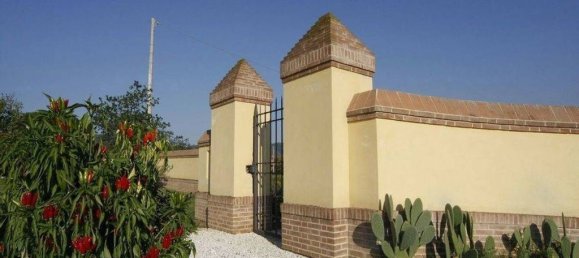4 bedrooms Villa in Monsummano Terme, Italy No. 47001 10