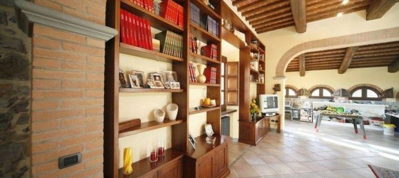 4 bedrooms Villa in Monsummano Terme, Italy No. 47001 30