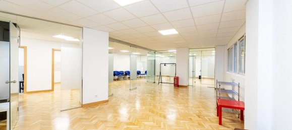 209m² Office in Madrid, Spain No. 112194 5
