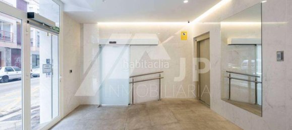 4 bedrooms Apartment in Granada, Spain No. 108816 28