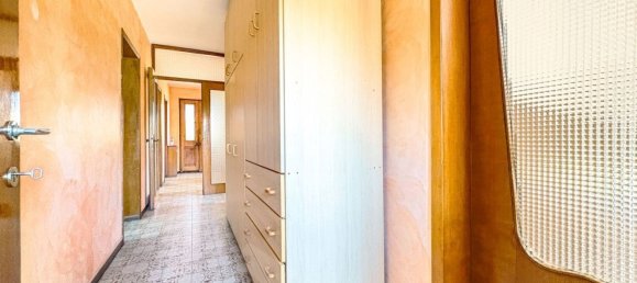 4 rooms Apartment in Gozzano, Italy No. 292321 15