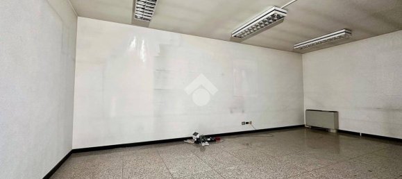 475m² Office in Udine, Italy No. 337799 14