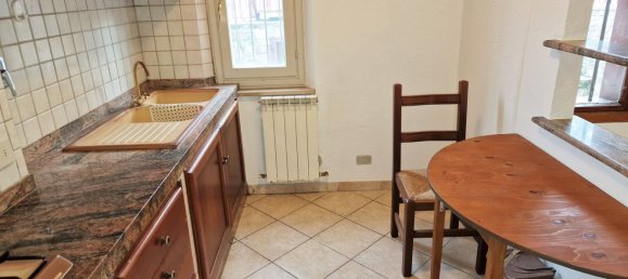 Дом с 5 комнатами в Кастильоне дель Лаго, Италия № 279667 5