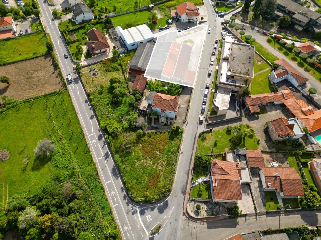 1469m² Warehouse in Areias, Portugal No. 243750