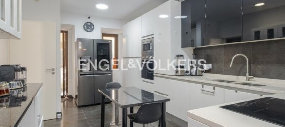 4 bedrooms Apartment in Lisbon, Portugal No. 94033 12