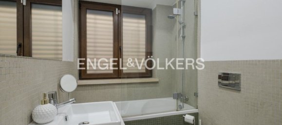 4 bedrooms Apartment in Lisbon, Portugal No. 94033 18