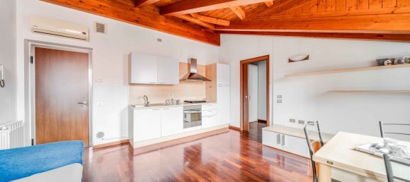 2غرفة شقة في Gallarate, Italy رقم 126148 8