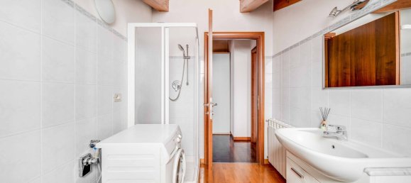 2غرفة شقة في Gallarate, Italy رقم 126148 14