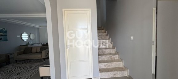 3 bedrooms House in Jallans, France No. 56082 6