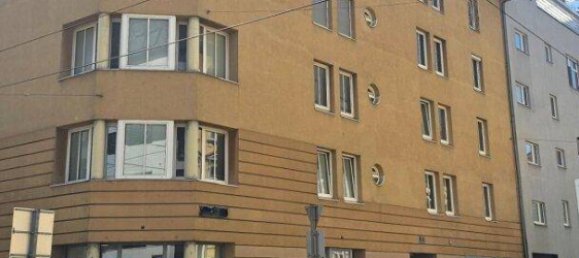 4 rooms Apartment in Hernals, Austria No. 256369 2