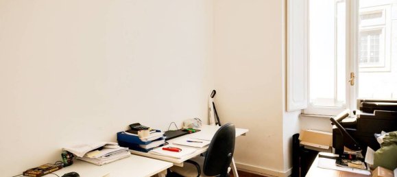 4 bedrooms Apartment in Rome, Italy No. 300260 26