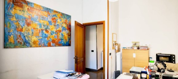 4 bedrooms Apartment in Rome, Italy No. 300260 19