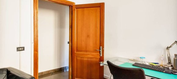 4 bedrooms Apartment in Rome, Italy No. 300260 22