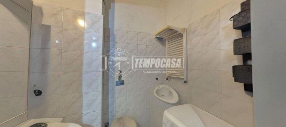 3 bedrooms Apartment in Milan, Italy No. 357888 8