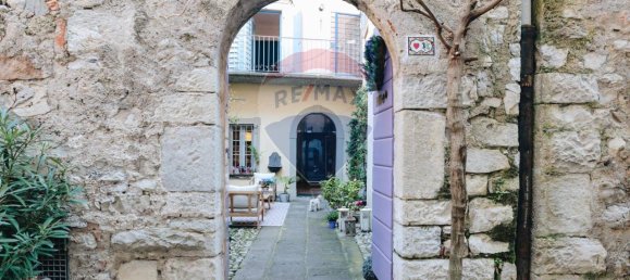 4 rooms House in Iseo, Italy No. 117872 3
