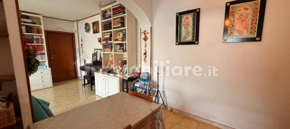 Apartamento de 3 dormitorios en Ciampino, Italy No. 313443 9