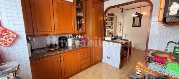 Apartamento de 3 dormitorios en Ciampino, Italy No. 313443 12