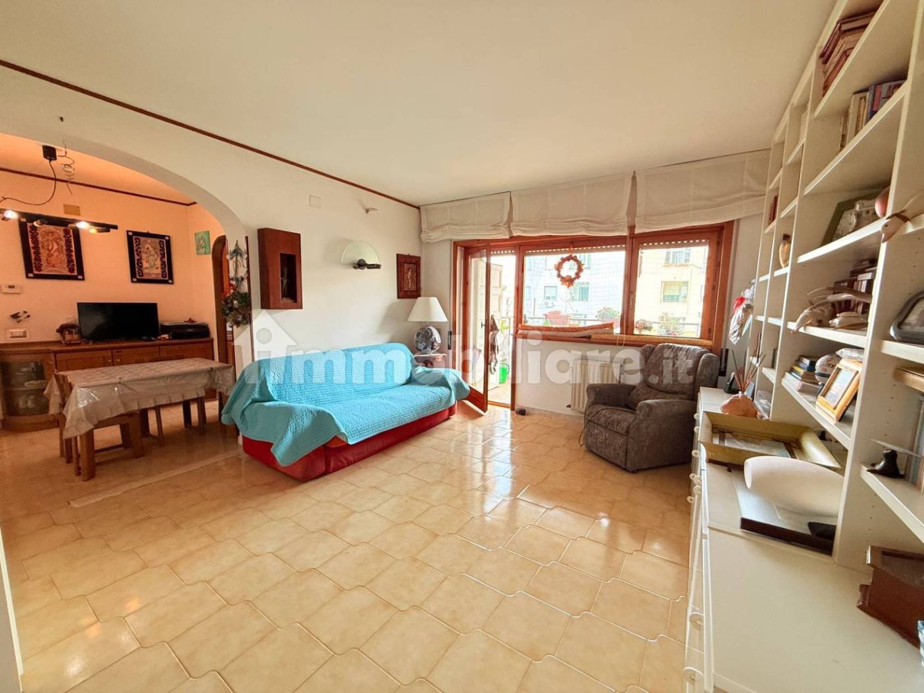 Apartamento de 3 dormitorios en Ciampino, Italy No. 313443