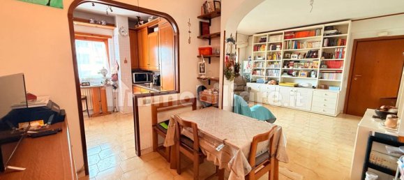 Apartamento de 3 dormitorios en Ciampino, Italy No. 313443 8