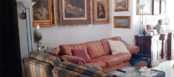 5 rooms Apartment in Naples, Italy No. 10210 6
