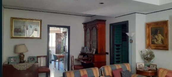 5 rooms Apartment in Naples, Italy No. 10210 5