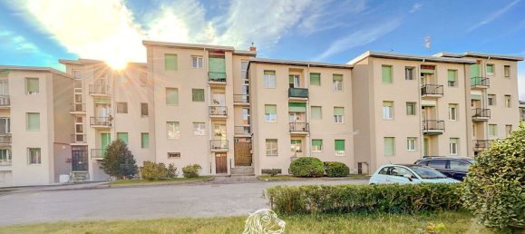 4 rooms Apartment in Arona, Italy No. 276284 3