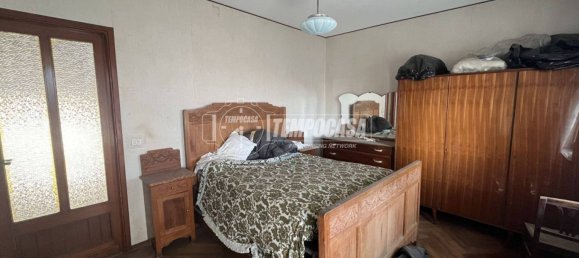 3 bedrooms House in Castellamonte, Italy No. 196954 20