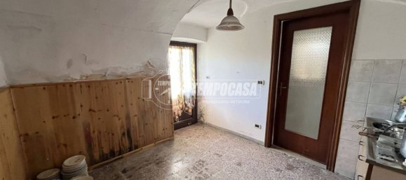 3 bedrooms House in Castellamonte, Italy No. 196954 14